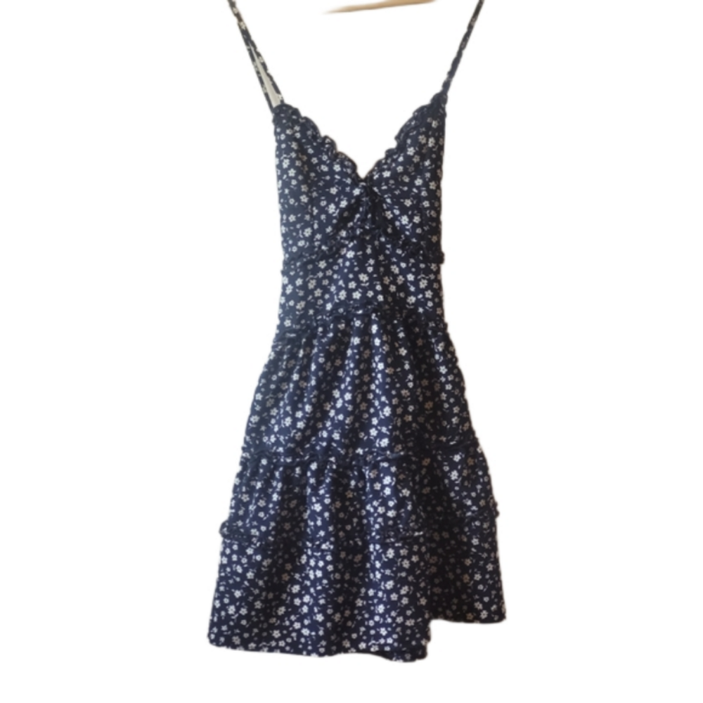2Bella navy criss cross strap dress size M